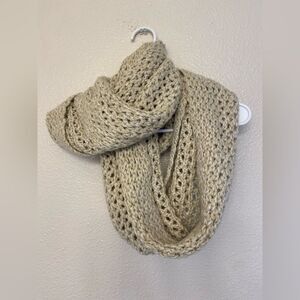 Eddie Bauer ivory cream open knit crochet infinity scarf chunky cozy